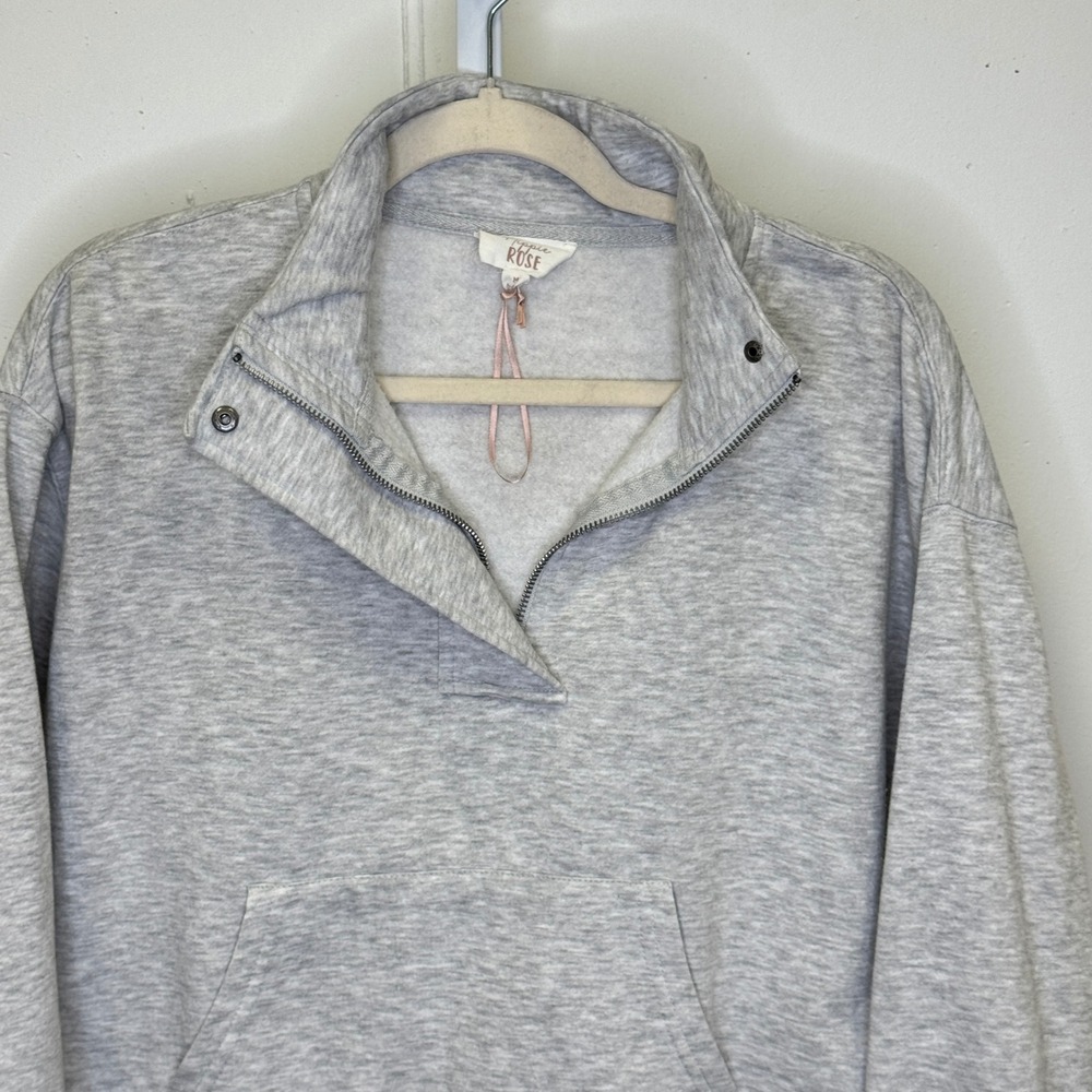 Hippie Rose Heather Gray Quarter Snap Mock Neck Sweatshirt Medium Athleisure - Picture 7 of 14